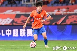 租借公告:经协商一致,山东泰山球员卢永涛租借至河南俱乐部