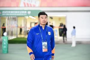 韩鹏:新外援取代谁要和俱乐部沟通 我是年轻教练也要总结和提高